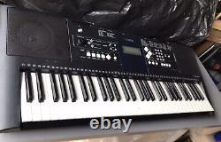 Yamaha PSR E-333 Portable Keyboard with usb black